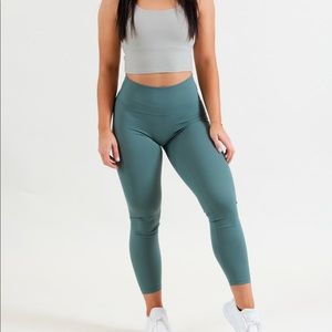 Paragon Everyday Leggings
